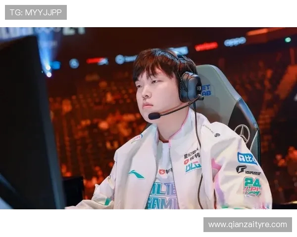 巅峰对决FLY迎战T1谁能笑到最后书写全球总决赛新传奇