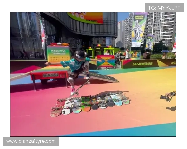 全国街舞大赛点评深圳滑板队展现力量与激情的完美结合