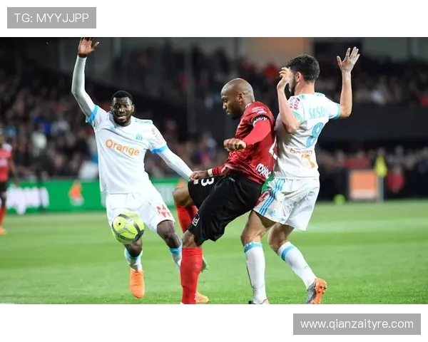 Fc尚布与克莱蒙特的精彩对决揭示足球战术的魅力与团队协作的重要性