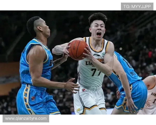 CBA直播精彩对决首钢队迎战辽宁队全力争胜展现篮球魅力