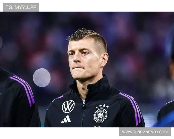 克罗斯在足球世界中的影响力与成就分析及其未来发展展望